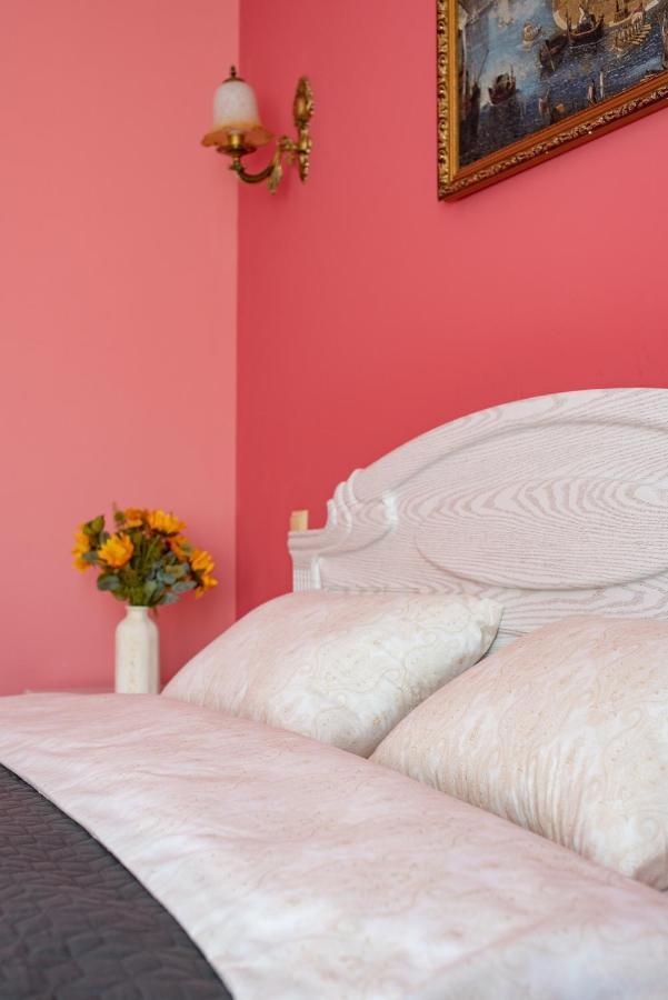 Art Hotel Кишинев Екстериор снимка